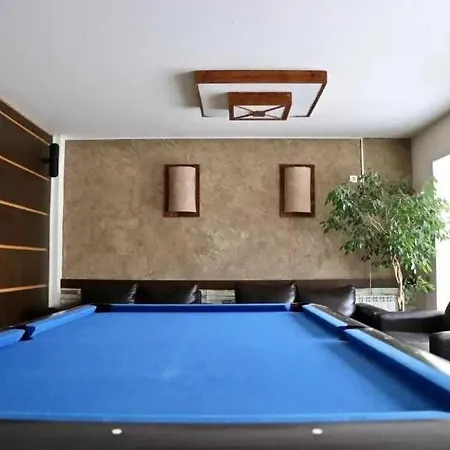 Vip 3rooms In 4* Terra Complex Razlog Daire Bansko
